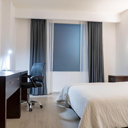 Fiesta Inn Tepic Zewnętrze zdjęcie