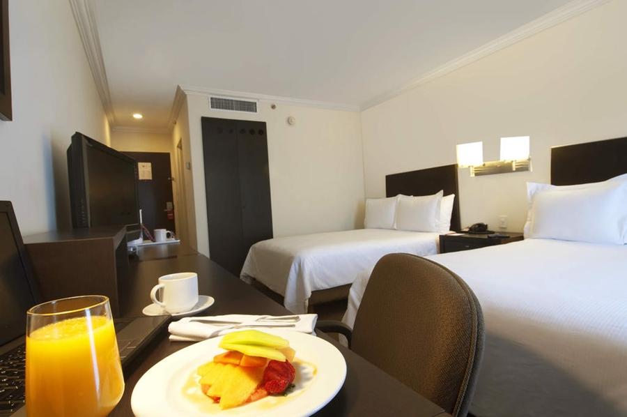 Fiesta Inn Tepic Zewnętrze zdjęcie
