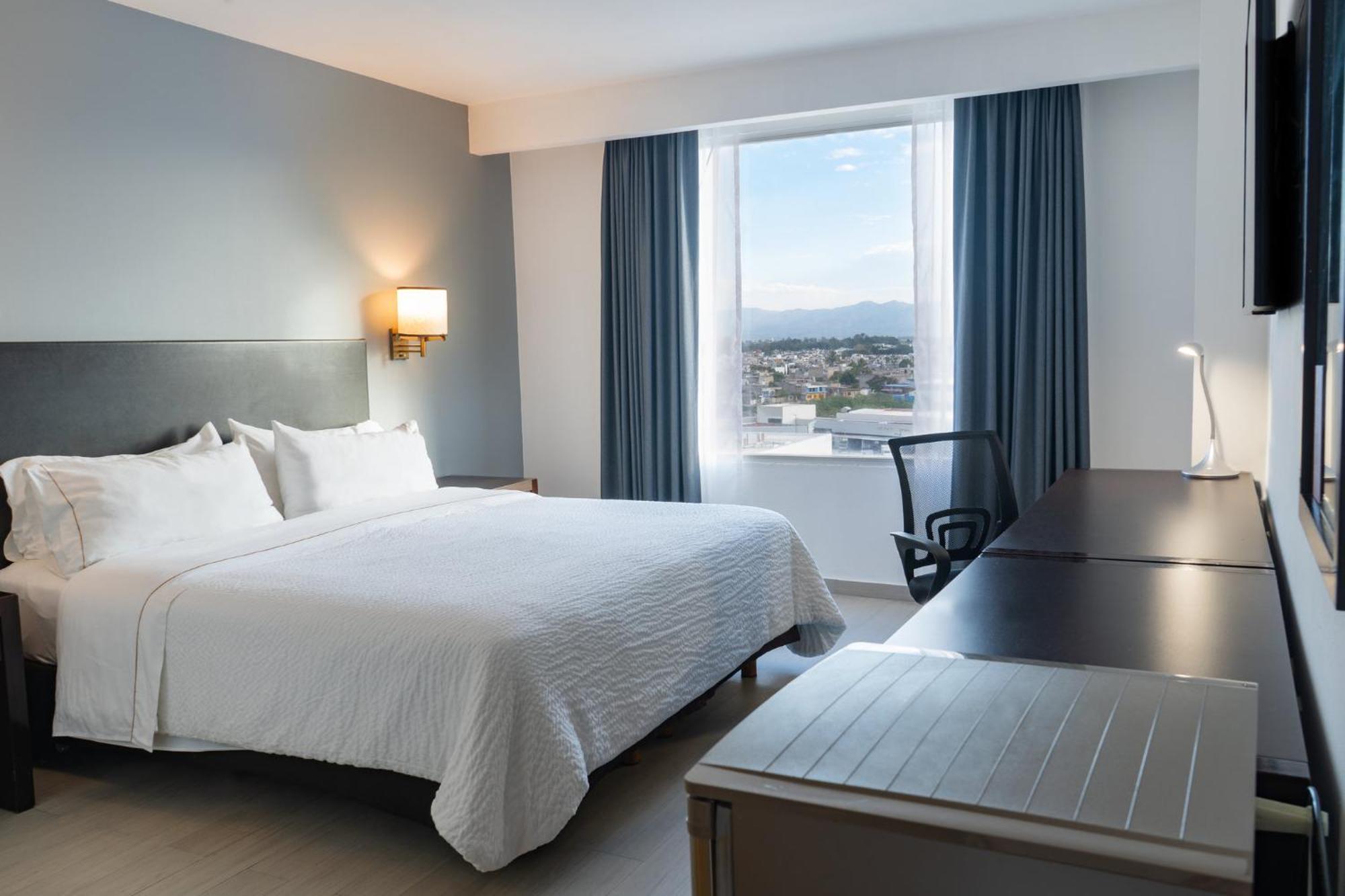 Fiesta Inn Tepic Zewnętrze zdjęcie